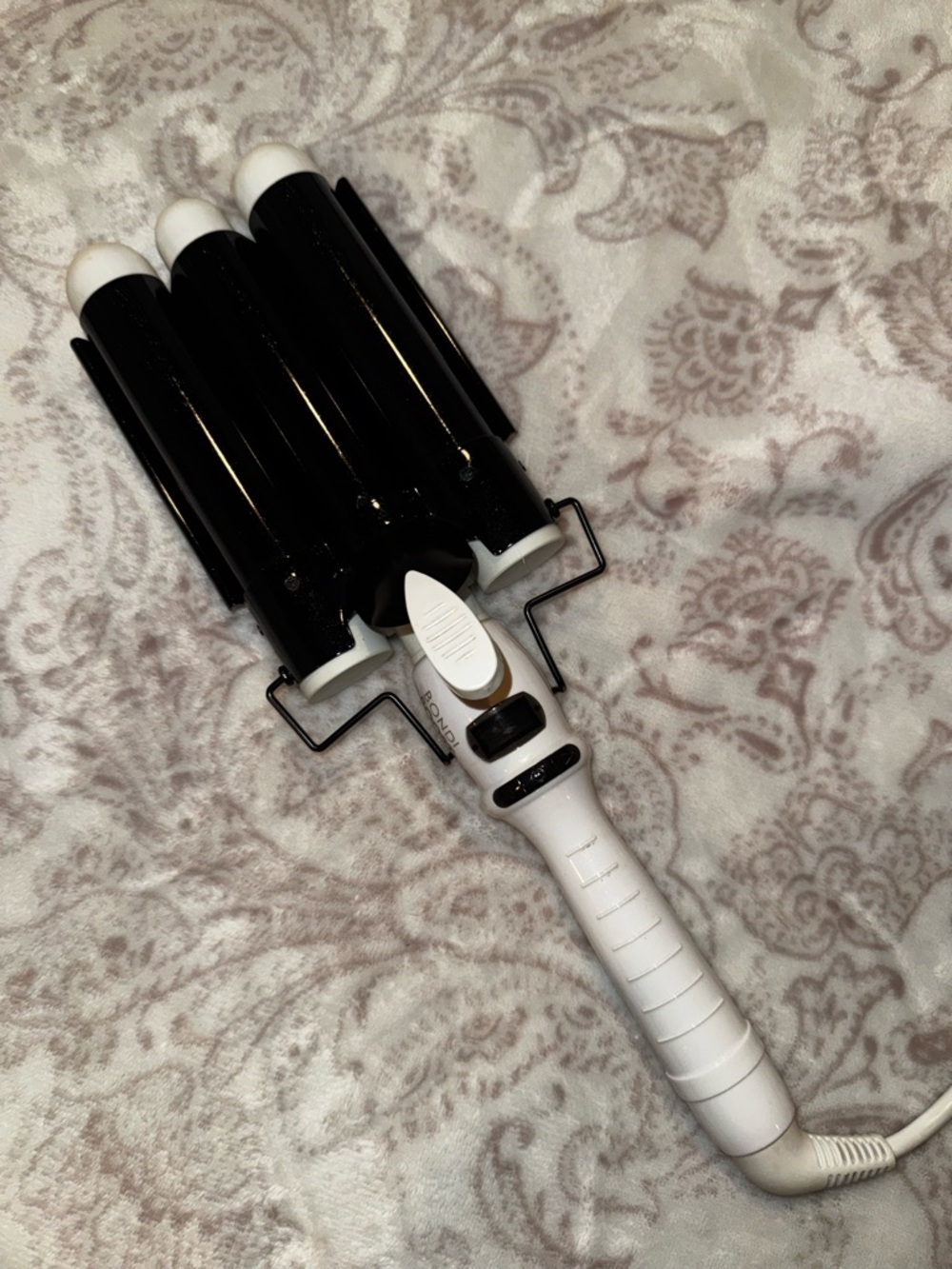 Bondi Boost Triple Barrel Hair Waver